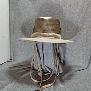 Discovery safari hat